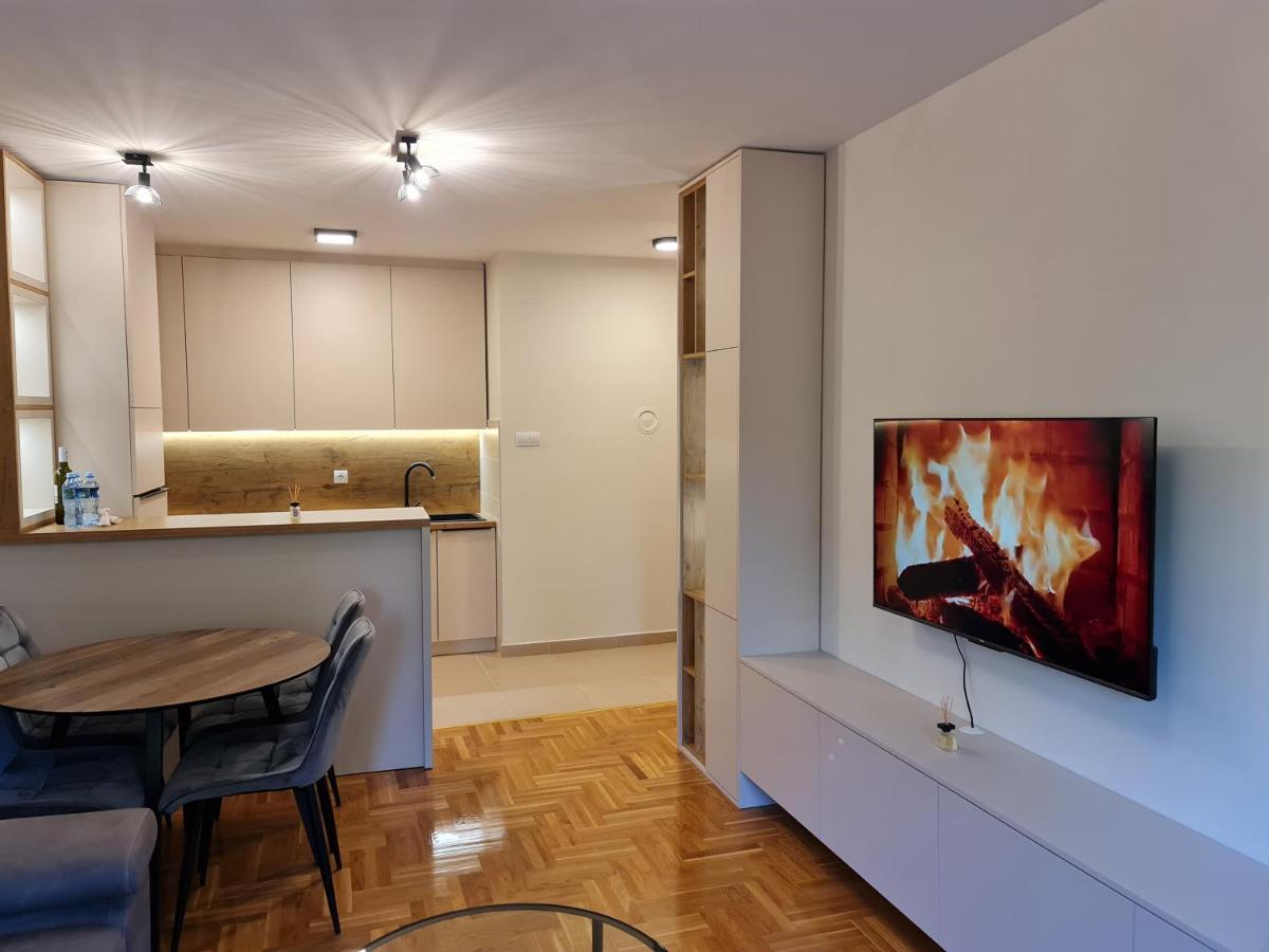 Agera Apartments Banja Luka Exteriör bild