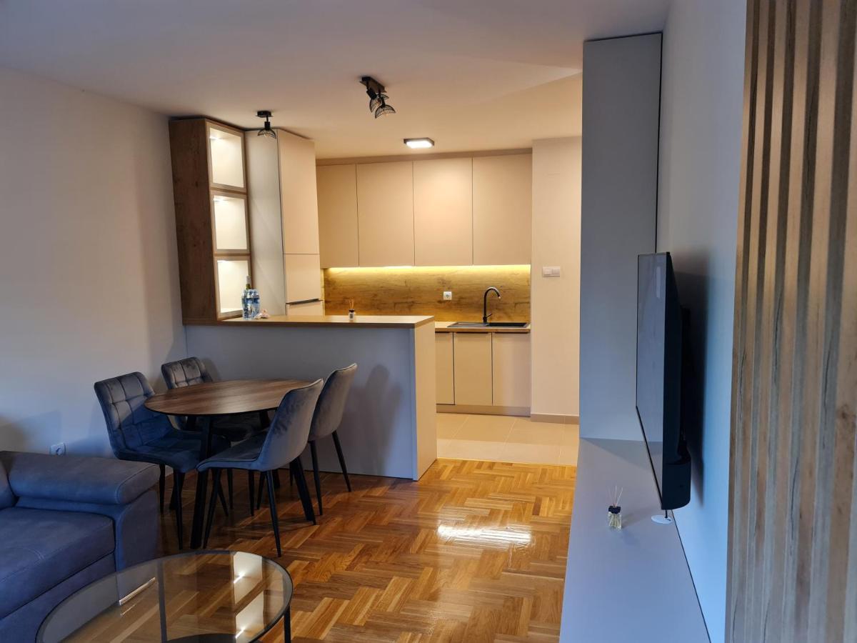 Agera Apartments Banja Luka Exteriör bild